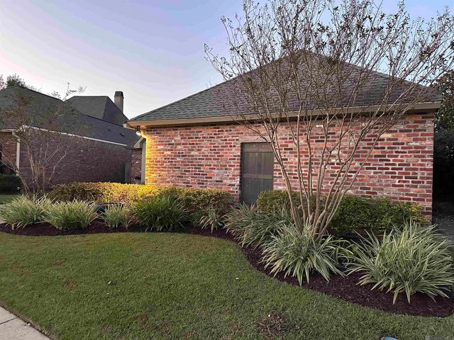 14203 N Gate House Ave, Saint George, LA 70817