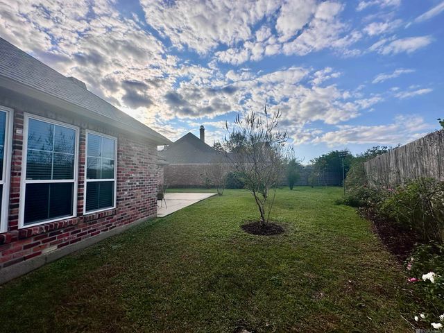 14203 N Gate House Ave, Saint George, LA 70817