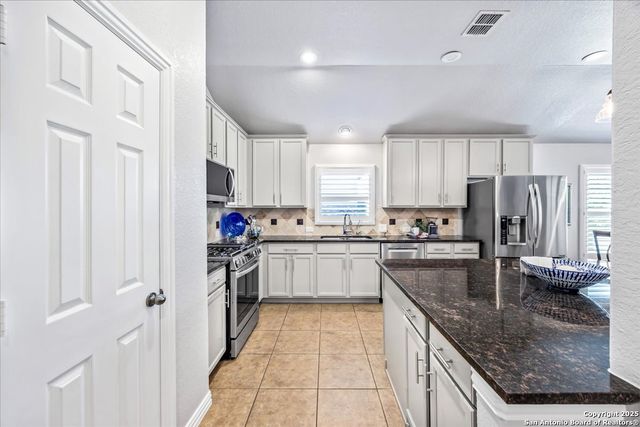 2711 Trinity Glade, San Antonio, TX 78261