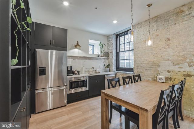 1233 HAMILTON ST, Philadelphia, PA 19123