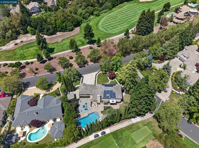 3187 Blackhawk Meadow Dr, Danville, CA 94506