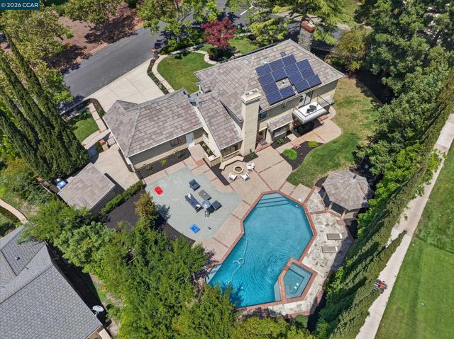 3187 Blackhawk Meadow Dr, Danville, CA 94506