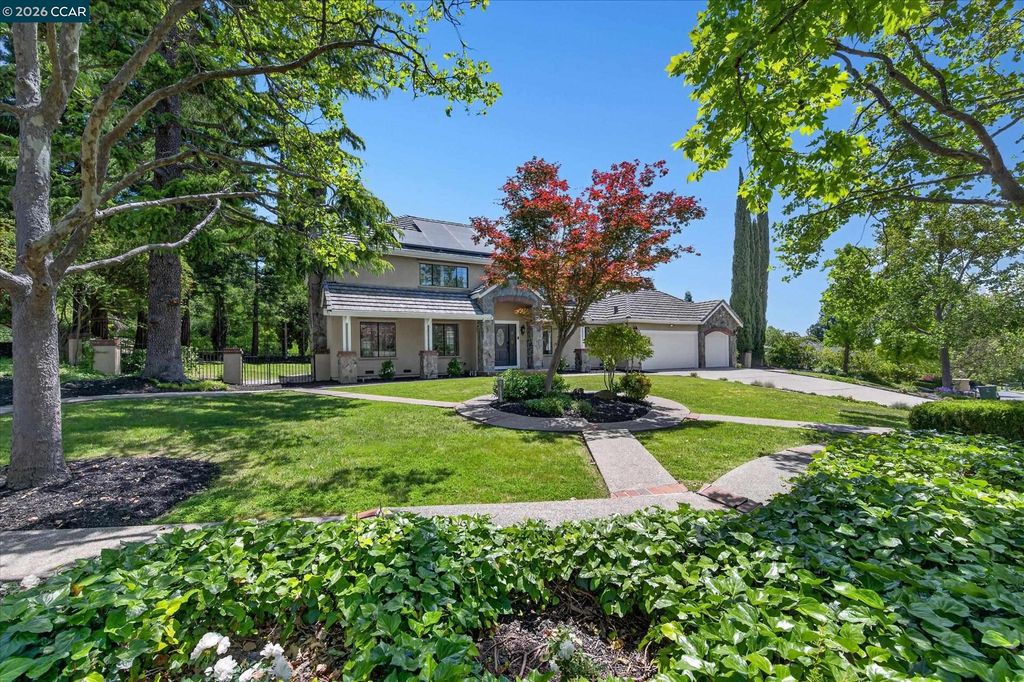 3187 Blackhawk Meadow Dr, Danville, CA 94506