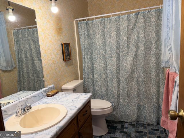 131 Meadow Ridge Drive, Stockbridge, GA 30281