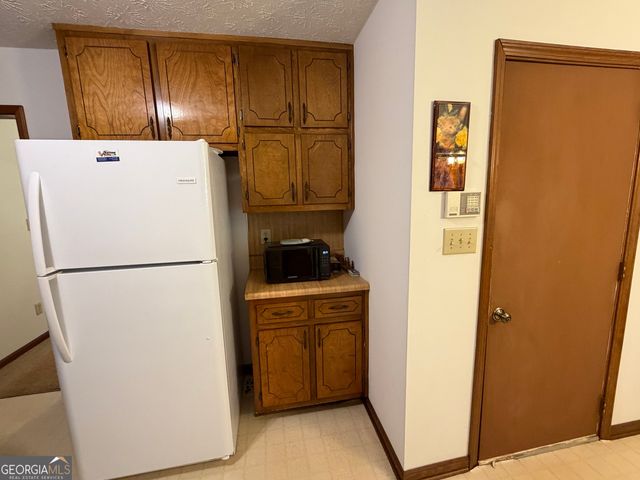 131 Meadow Ridge Drive, Stockbridge, GA 30281