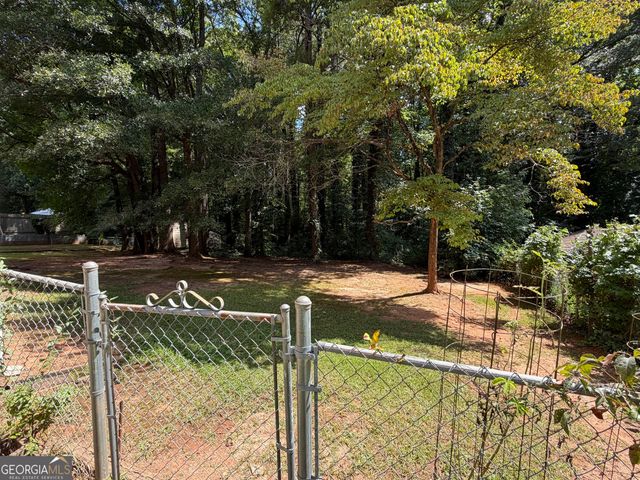 131 Meadow Ridge Drive, Stockbridge, GA 30281