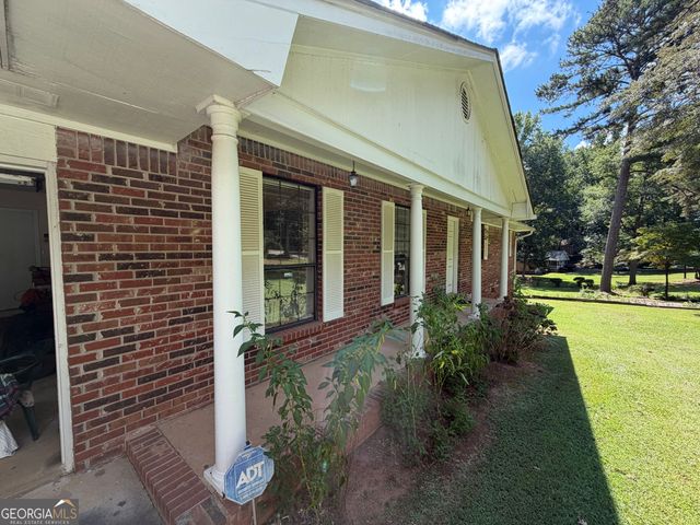 131 Meadow Ridge Drive, Stockbridge, GA 30281