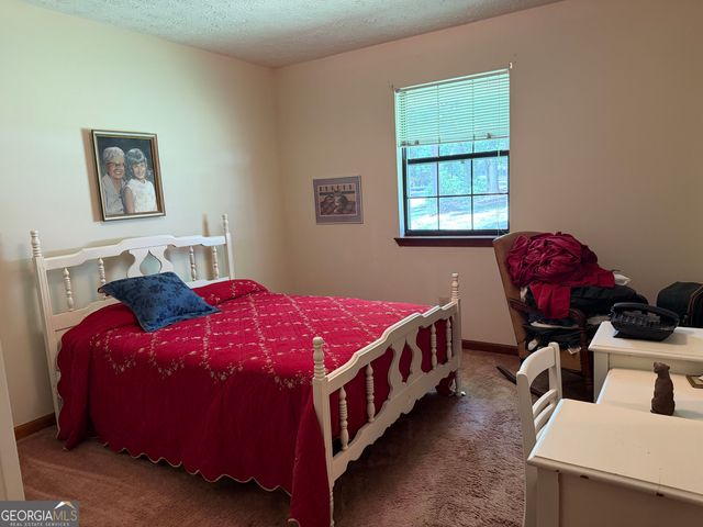 131 Meadow Ridge Drive, Stockbridge, GA 30281