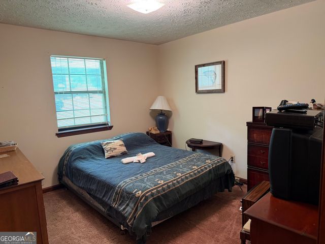 131 Meadow Ridge Drive, Stockbridge, GA 30281