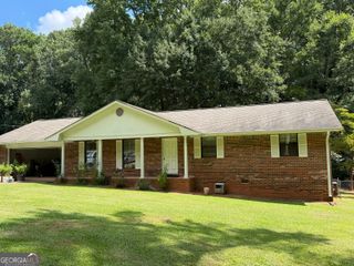 131 Meadow Ridge Drive, Stockbridge, GA 30281