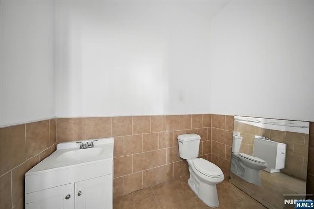 246-248 Paterson Avenue, Paterson, NJ 07502