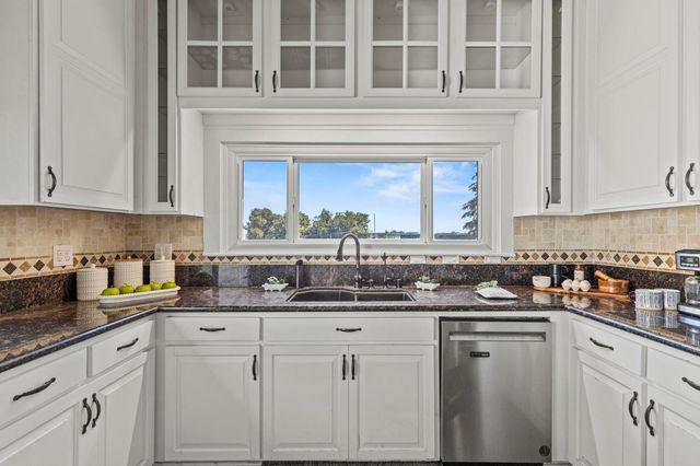 7327 Garden Hwy, Yuba City, CA 95991