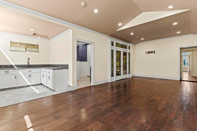 7327 Garden Hwy, Yuba City, CA 95991