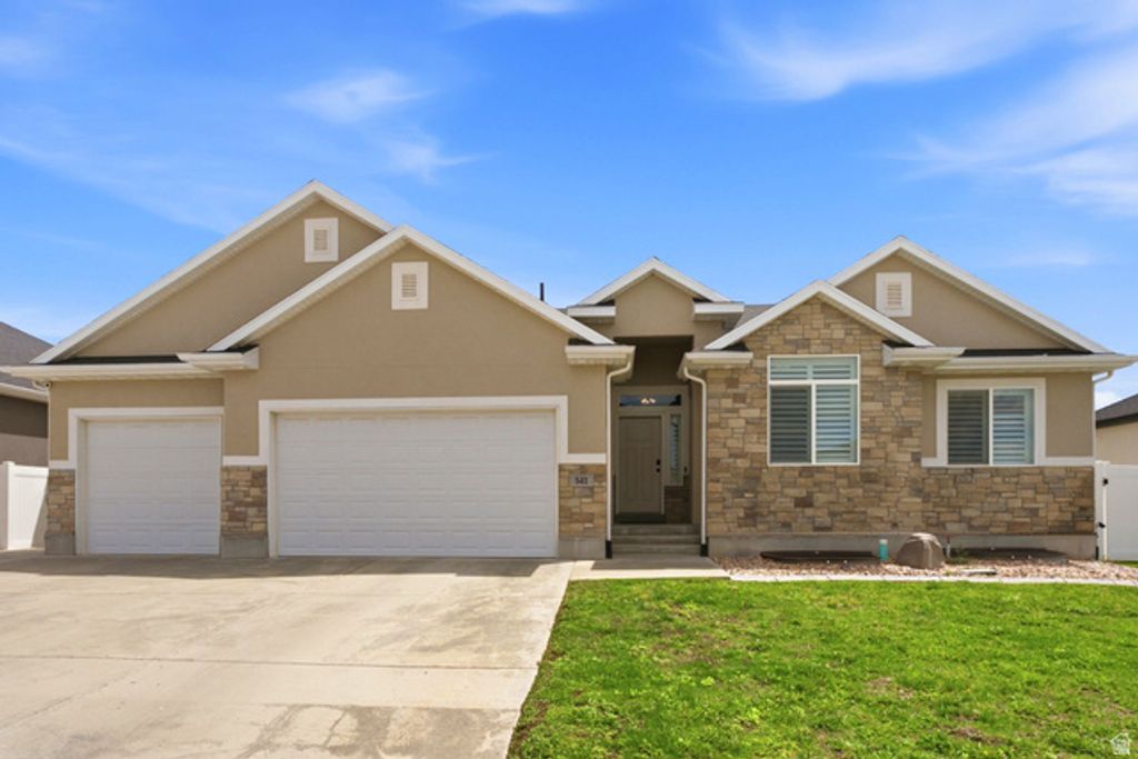 541 W 1960 N, Tooele, UT 84074 — exterior