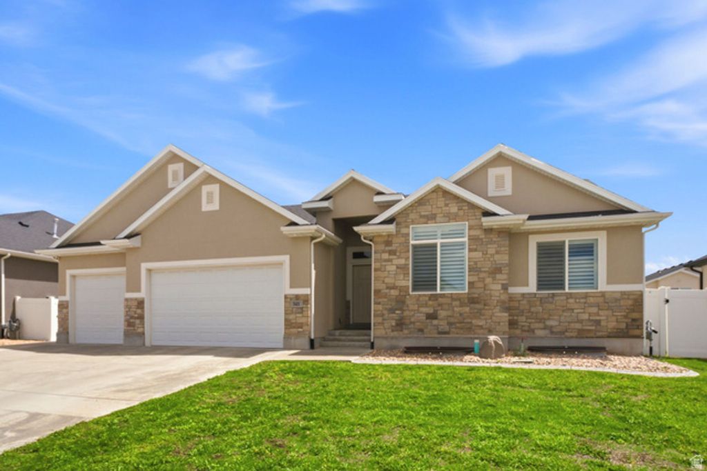 541 W 1960 N, Tooele, UT 84074 — photo 4