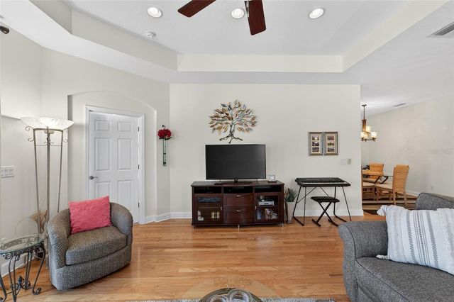 2243 OAKLEY GREEN DRIVE 29, Sun City Center, FL 33573