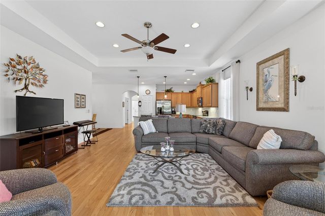 2243 OAKLEY GREEN DRIVE 29, Sun City Center, FL 33573