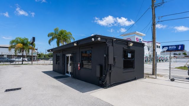 3100 NW 27th Ave, Miami, FL 33142