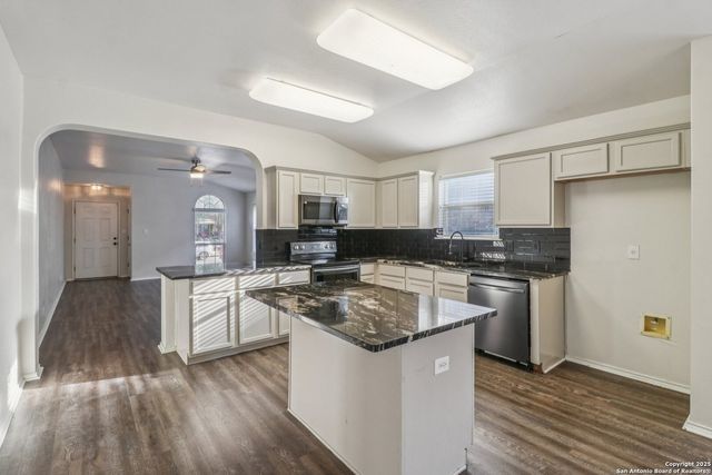 4119 Chinkapin Oak, San Antonio, TX 78223