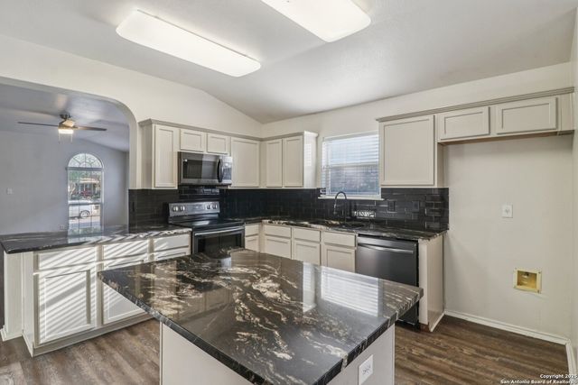 4119 Chinkapin Oak, San Antonio, TX 78223