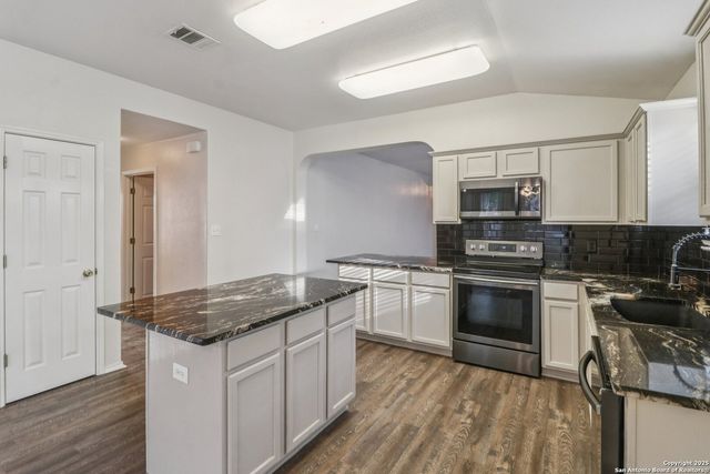 4119 Chinkapin Oak, San Antonio, TX 78223