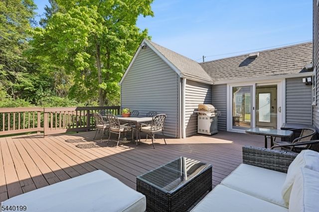 2556 Mountain Ave, Scotch Plains Twp., NJ 07076