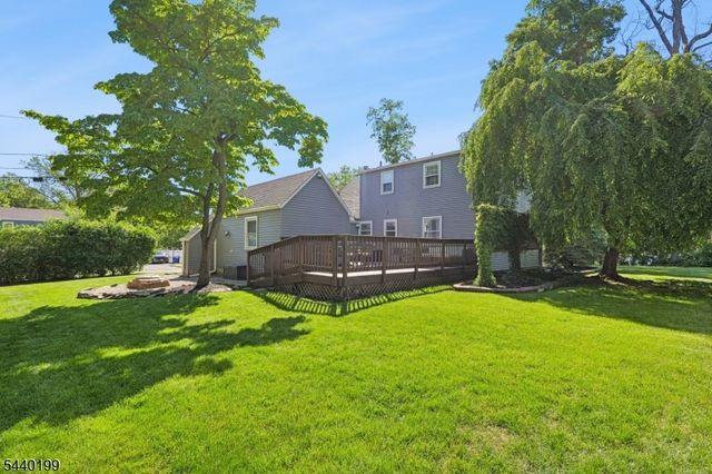 2556 Mountain Ave, Scotch Plains Twp., NJ 07076
