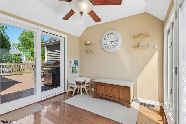 2556 Mountain Ave, Scotch Plains Twp., NJ 07076