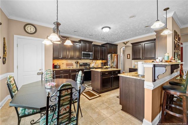 605 Oakridge Drive, Raeford, NC 28376