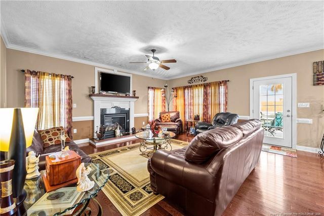 605 Oakridge Drive, Raeford, NC 28376