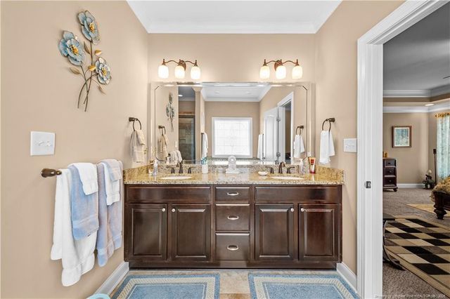 605 Oakridge Drive, Raeford, NC 28376