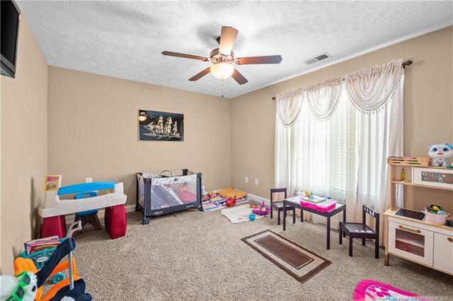 605 Oakridge Drive, Raeford, NC 28376