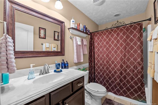 605 Oakridge Drive, Raeford, NC 28376
