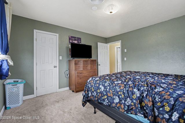 330 Glenwood Avenue, Satellite Beach, FL 32937