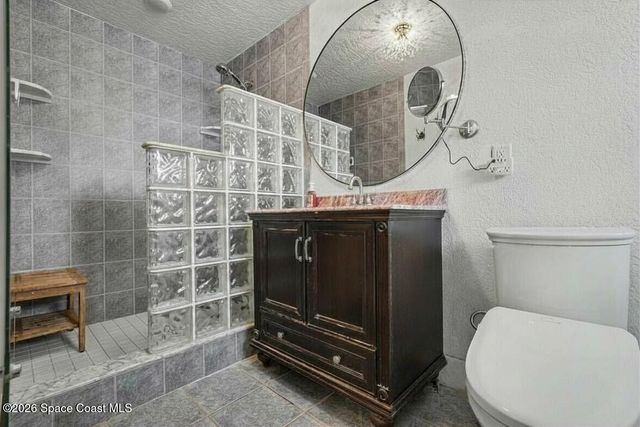 330 Glenwood Avenue, Satellite Beach, FL 32937