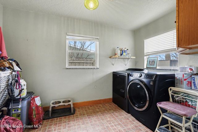 330 Glenwood Avenue, Satellite Beach, FL 32937