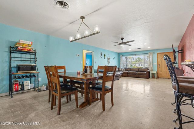 330 Glenwood Avenue, Satellite Beach, FL 32937