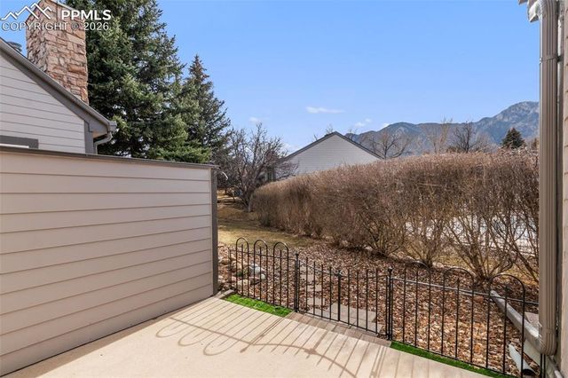 282 Cobblestone Drive, Colorado Springs, CO 80906
