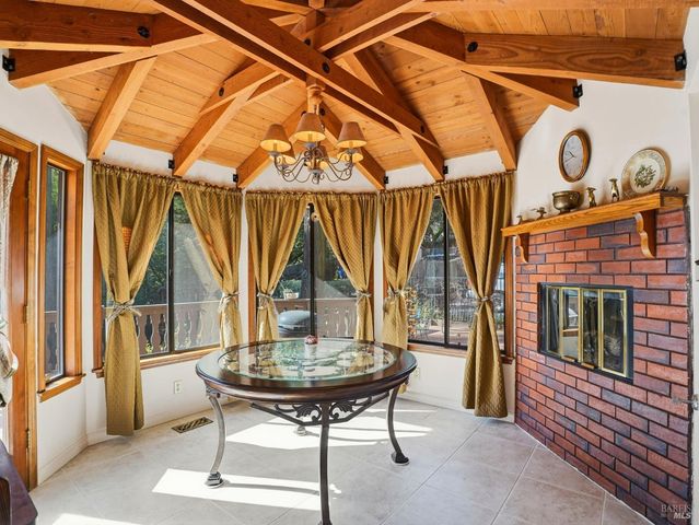 3460 Happy Valley Ave, Santa Rosa, CA 95404