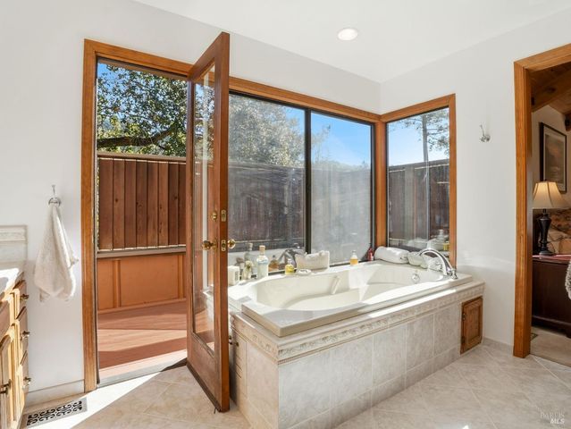 3460 Happy Valley Ave, Santa Rosa, CA 95404