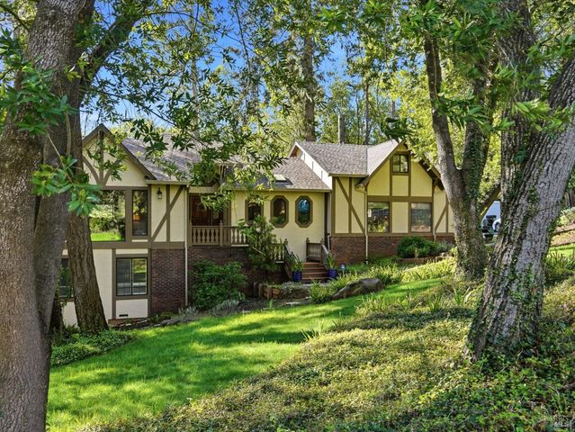 3460 Happy Valley Ave, Santa Rosa, CA 95404