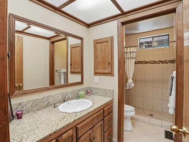 3460 Happy Valley Ave, Santa Rosa, CA 95404