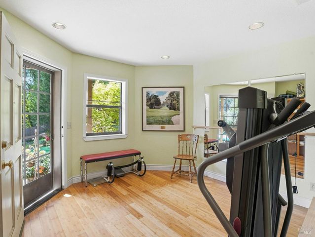 3460 Happy Valley Ave, Santa Rosa, CA 95404