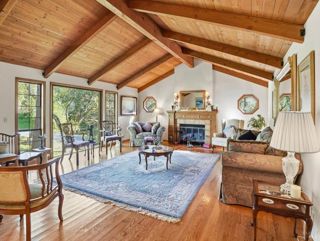 3460 Happy Valley Ave, Santa Rosa, CA 95404