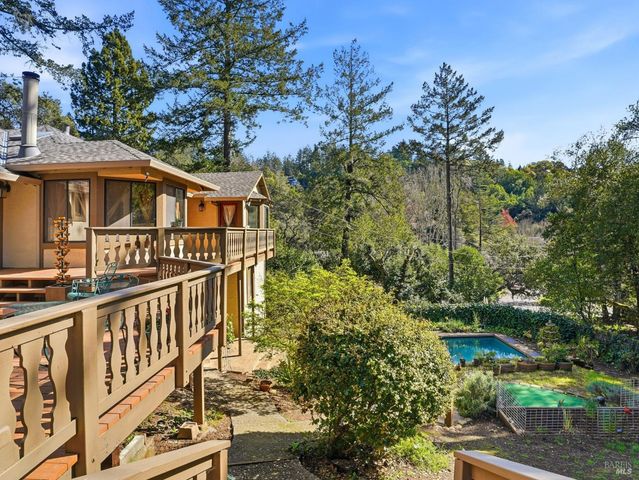 3460 Happy Valley Ave, Santa Rosa, CA 95404