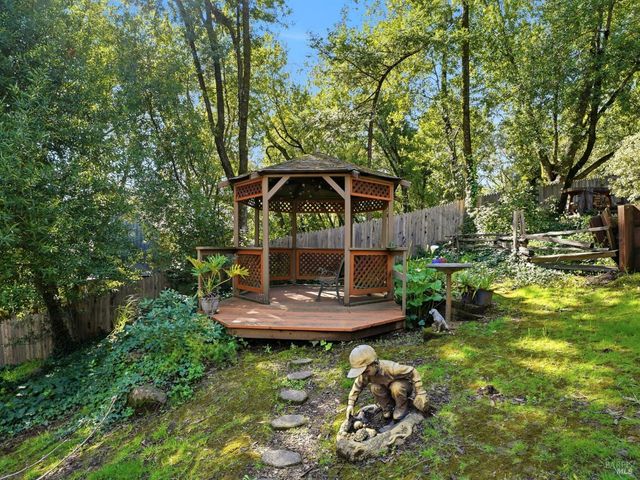 3460 Happy Valley Ave, Santa Rosa, CA 95404