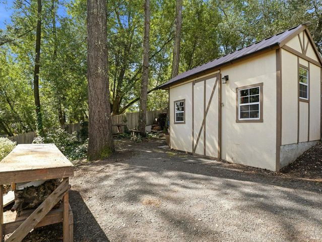 3460 Happy Valley Ave, Santa Rosa, CA 95404