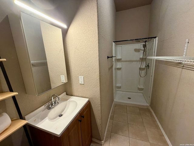 210 Cadwallader, San Antonio, TX 78212