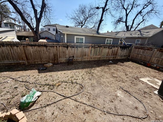 210 Cadwallader, San Antonio, TX 78212