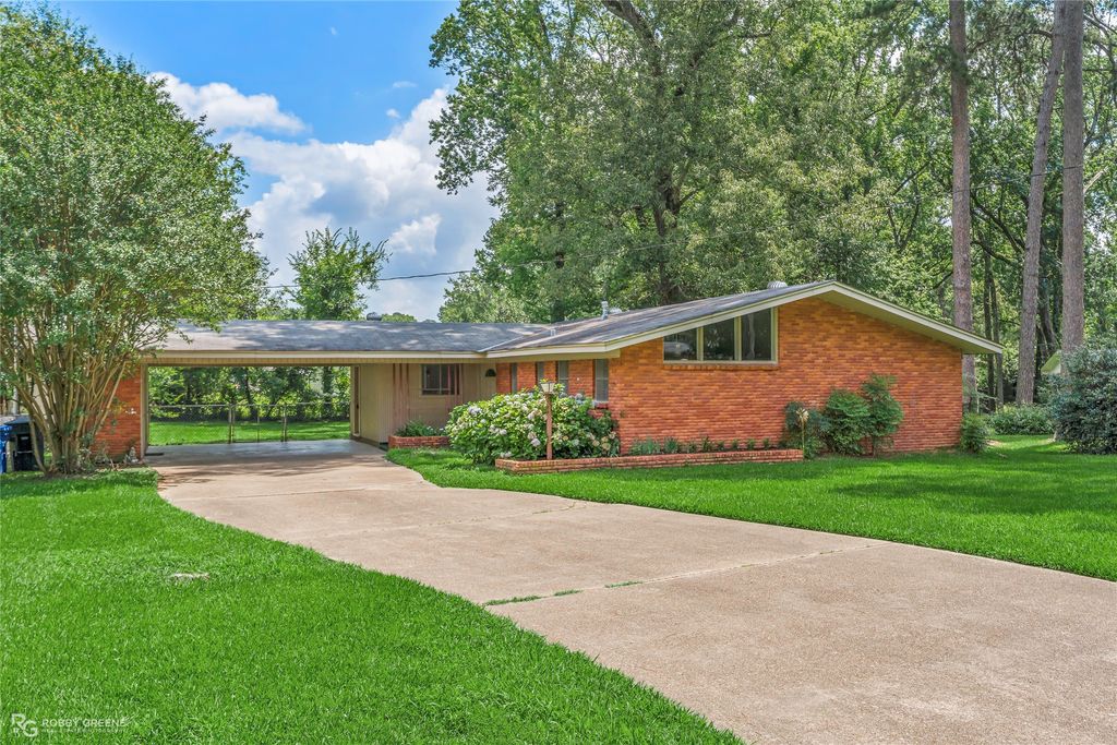 3742 Cornell Drive, Shreveport, LA 71107
